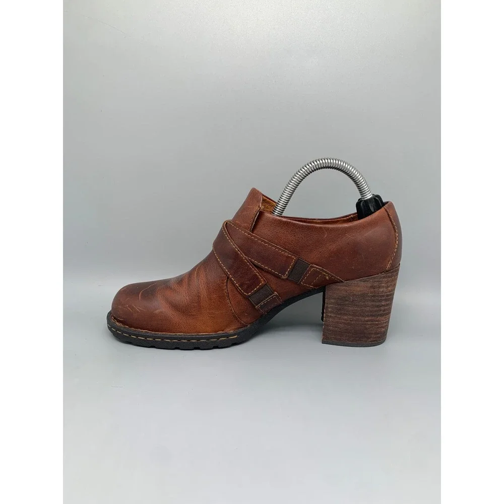 Born Handcrafted Footwear Brown Leather Heeled Booties W11929 Women's Sz 8.5‎